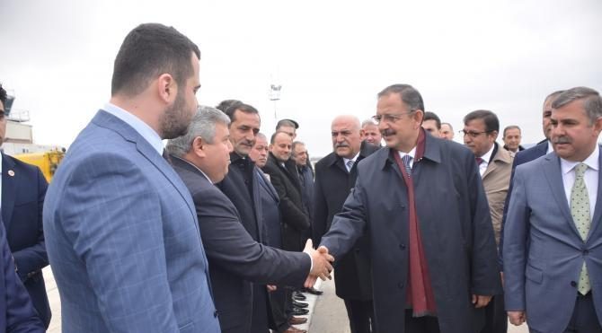 Bakan Özhaseki: FETÖ'cüler şimdi yurt dışında çabalıyor