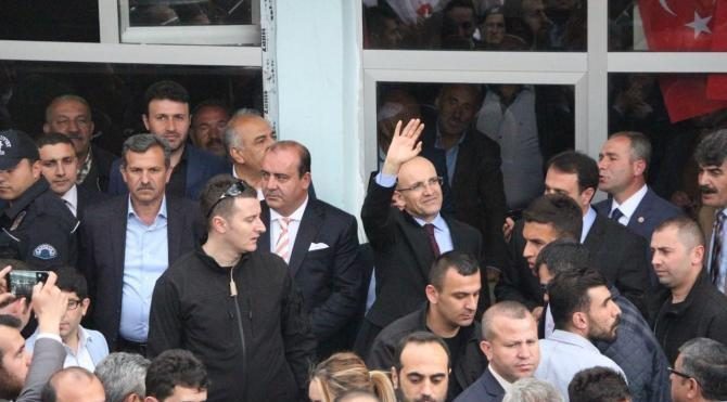 Başbakan Yardımcısı Şimşek: 16 Nisan'da Türkiye'nin önünü açın