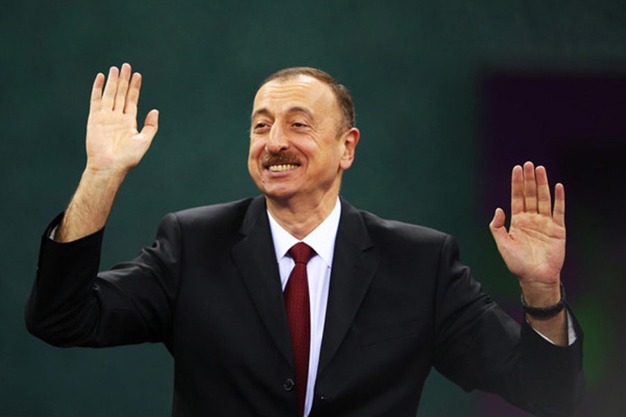2013 yılında Azerbaycan Cumhurbaşkanı İlham Aliyev'e Abdullah Gül tarafından takdim edildi.