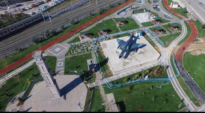 Sincan'daki Demokrasi Parkı'na F4 savaş uçağı yerleştirildi