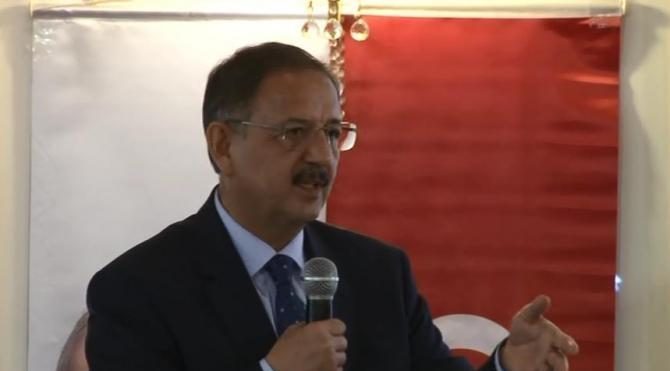 Bakan Özhaseki: (Kentsel dönüşüm) 16 Nisan'dan sonra bir yasa hazırlığımız var