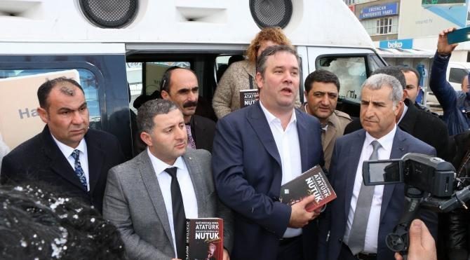 Başkan Piriştina Erzincan’da Nutuk dağıttı