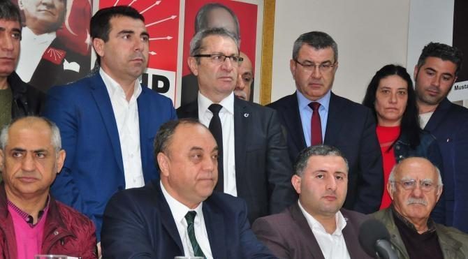 CHP'den 'Hayır' afişlerinin yırtılmasına suç duyurusu