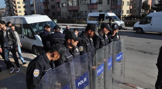 Bartın'da Ümit Özdağ'a protesto