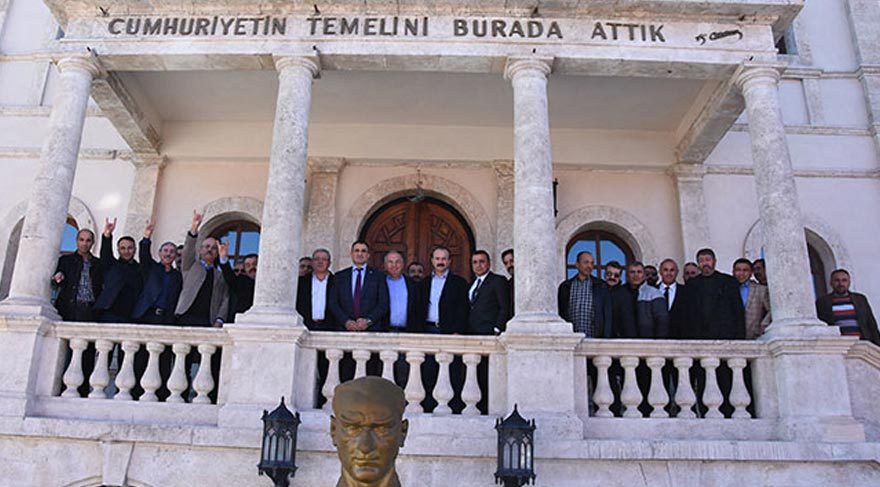 MHP’li Kaya: Hayır için Sivas’ta salon bulamadık