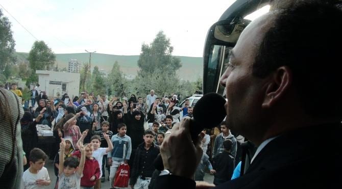 Baydemir: Şarkı yasağını direniş ıslığıyla protesto ediyoruz (2)