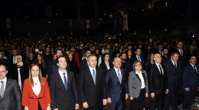 Bakan Işık: Muhalefet tembellik yapıyor
