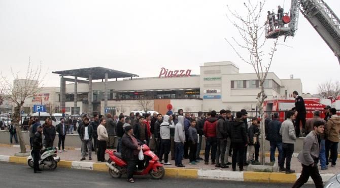 Direkte intihar girişimini polis önledi