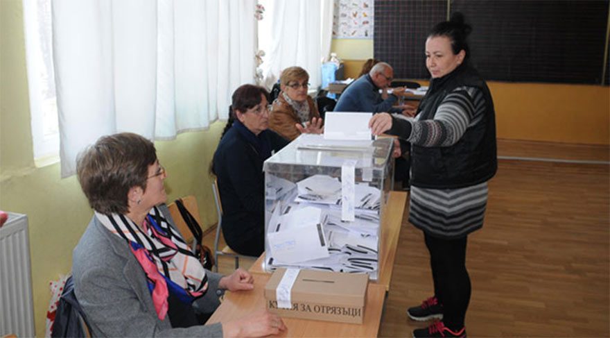 Bulgaristan seçimlerinde ilk sonuçlar geldi