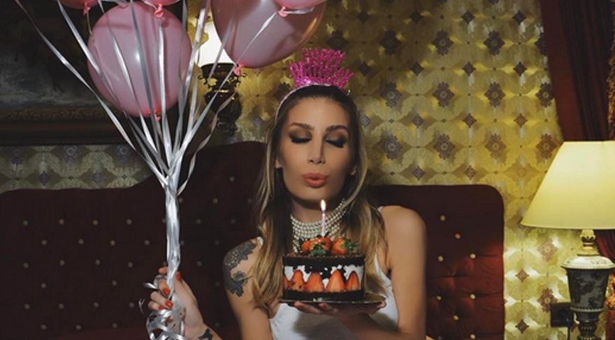 İrem Derici 30 yaşı için uzun bir metin yazdı