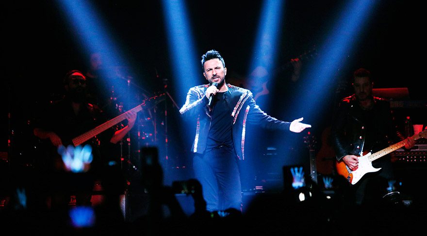 Megastar Tarkan, Los Angeles konseri ile Amerika konser serisini tamamladı