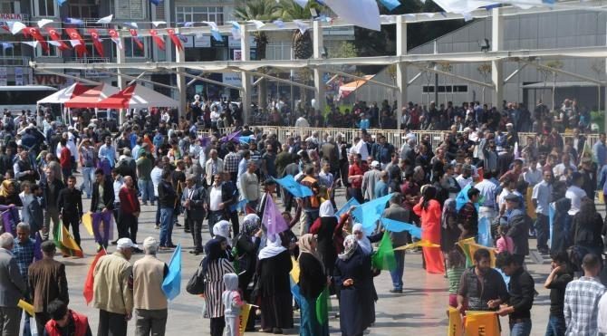 HDP Aydın'da 'hayır' oyu istedi