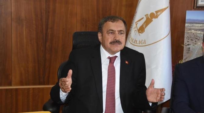 Bakan Eroğlu: CHP'nin tavrını ayıplıyorum
