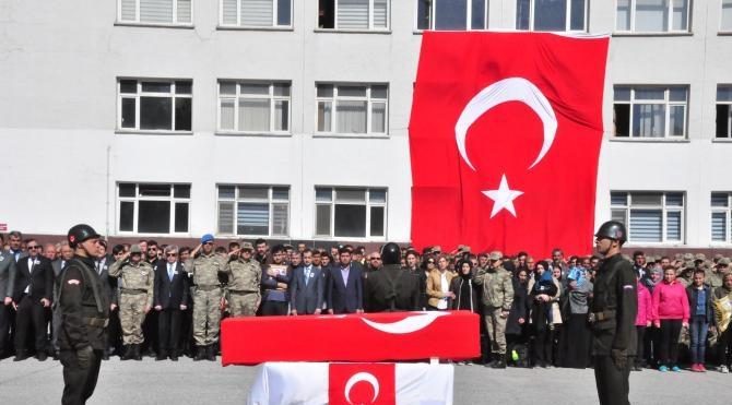 Bitlis'te şehit olan Astsubay Çelebi, memleketine uğurlandı