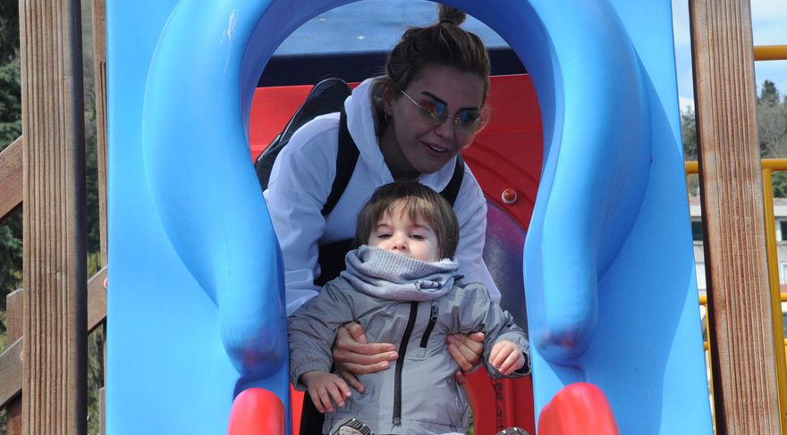 Ece Erken, Esra Erol’la birlikte Alişan’a kız buldu