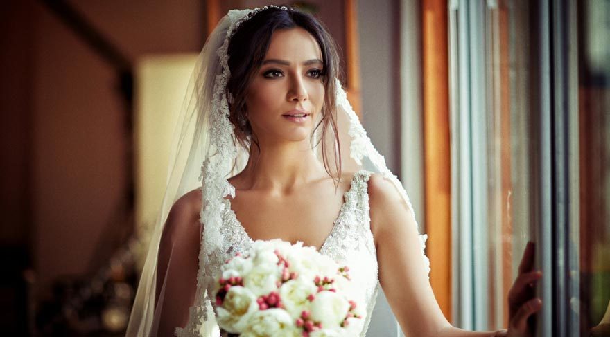 Öykü Gürman aşkı havalimanında buldu