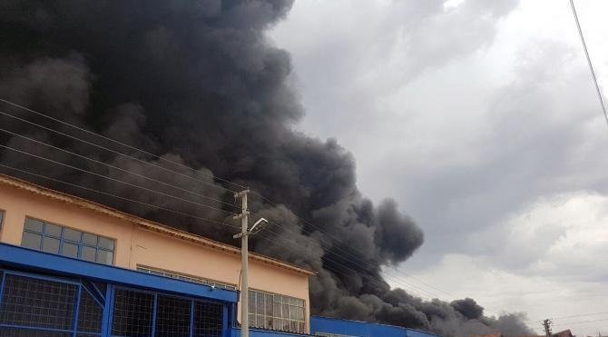 Isparta'da fabrika yangını