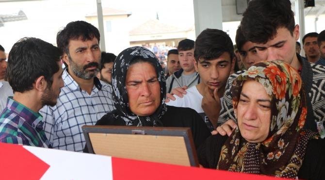 İlik kanserinden ölen er Gaziantep'te toprağa verildi