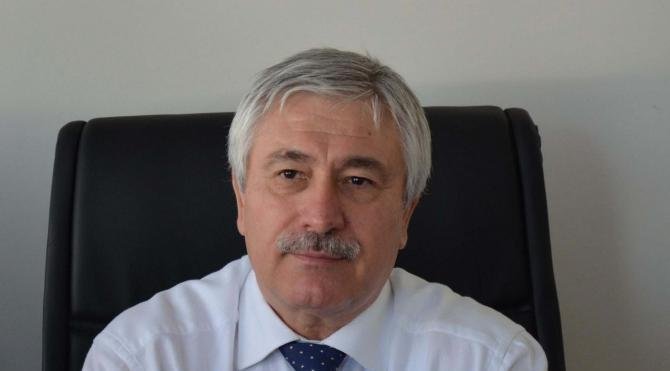 Ege Üniversitesi eski rektörü Prof. Dr. Hoşcoşkun kamudan ihraç edildi