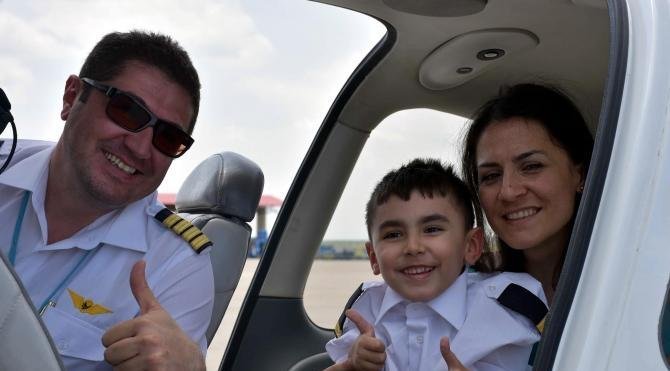 SMA hastası 6 yaşındaki Kerem'in 'uçma'  hayali gerçek oldu