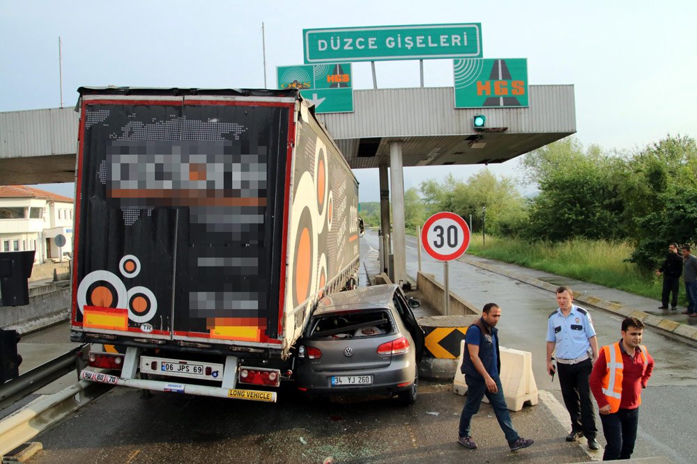 giseden-ayni-anda-gecmek-istediler-1
