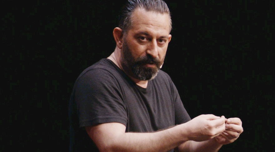 Arif ve 216 setinden bir kare