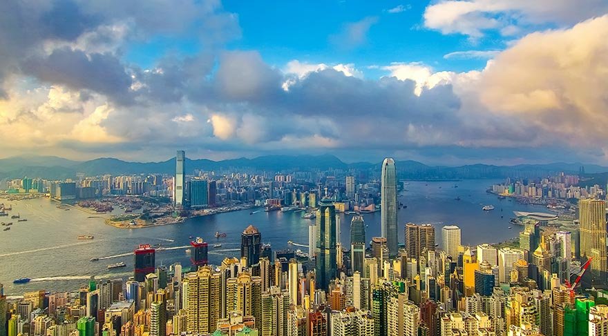Bağımsızlığının 20. yılını kutlayan Hong Kong