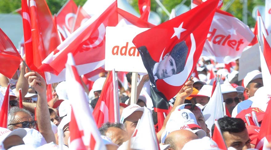 Tarihi Adalet Yürüyüşü gazete manşetlerinde (10 Temmuz gazete manşetleri)