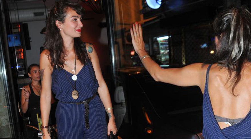 Birce Akalay’ın alyansı böyle görüntülendi