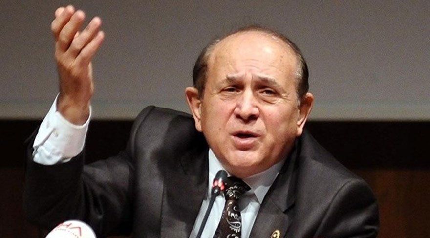 Burhan Kuzu isyan etti: Siyasetin adaleti yok