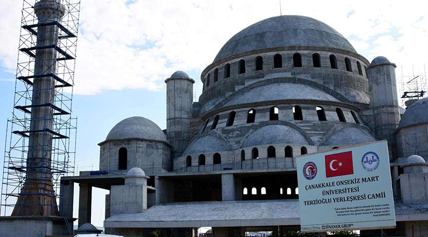 90 bin camide aynı anda sela okundu
