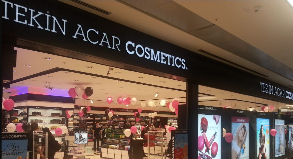 Tekin Acar mağazalarını tek tek kapatıyor
