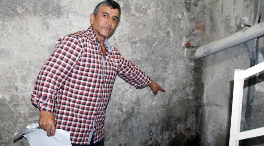 Belediye başkanına dışkısıyla saldırdı