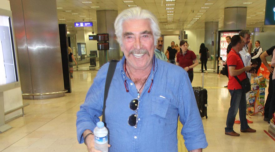 Emrah Serbes paylaştığı fotoğrafla şoke etti