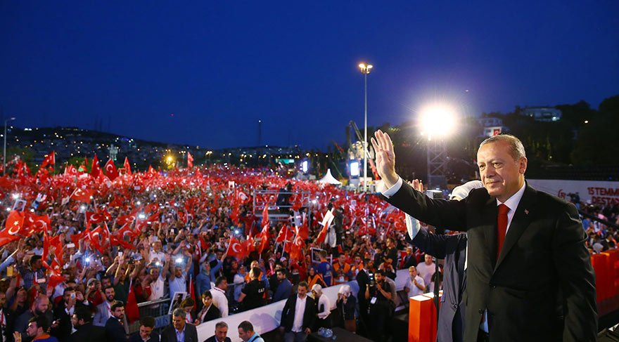 Erdoğan: Bunları tek tip elbiseyle mahkemeye çıkaralım!
