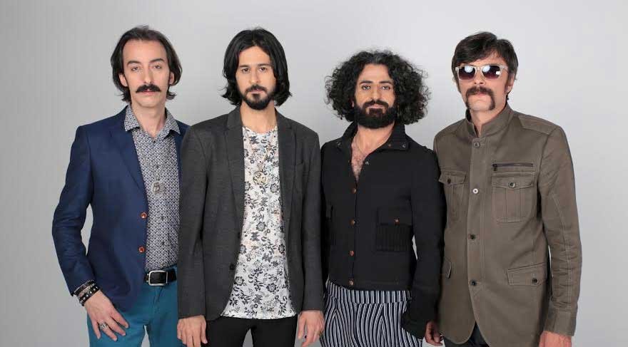 Flört, yeni albümüyle Boğaz’a çıkıyor