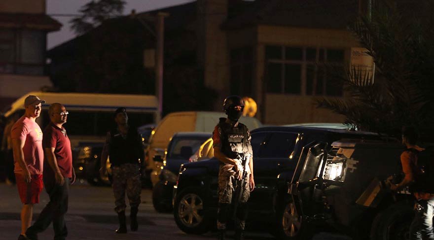 İsrail Büyükelçiliği binası önünde bıçaklı saldırı: 1 ölü, 1 yaralı