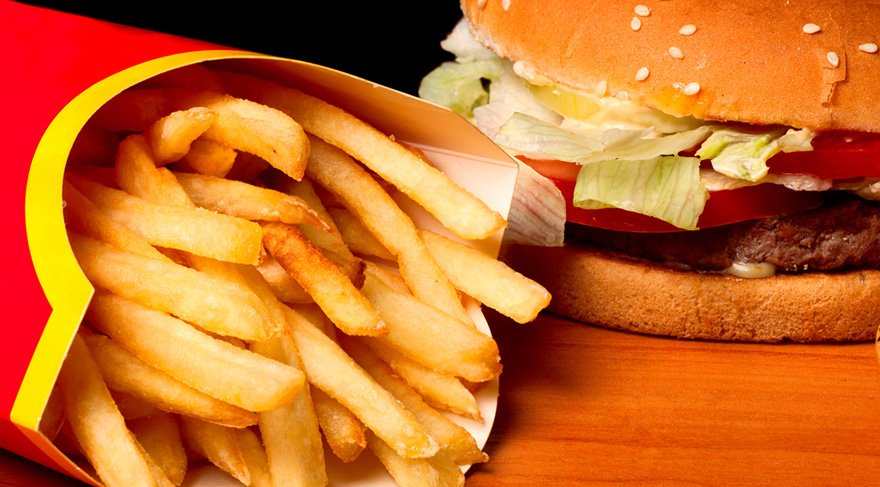 Fast food devlerinde koliform skandalı