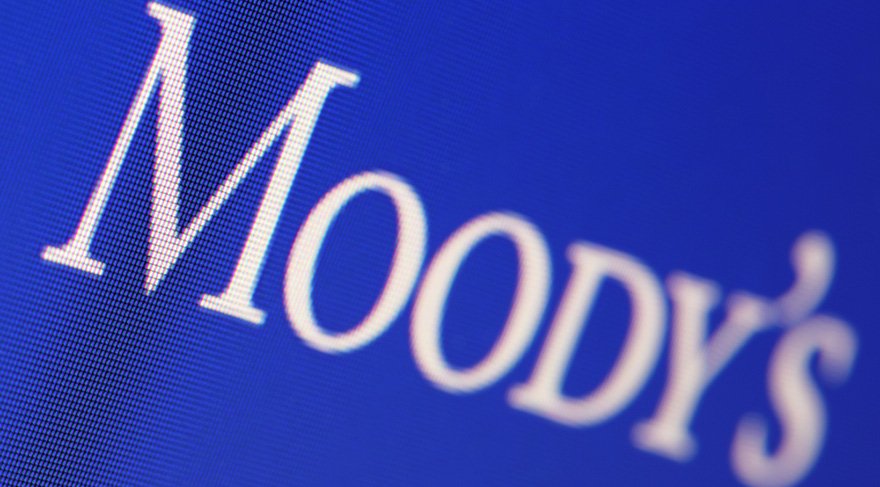Moody’s’den kredi saçan bankalara not uyarısı geldi