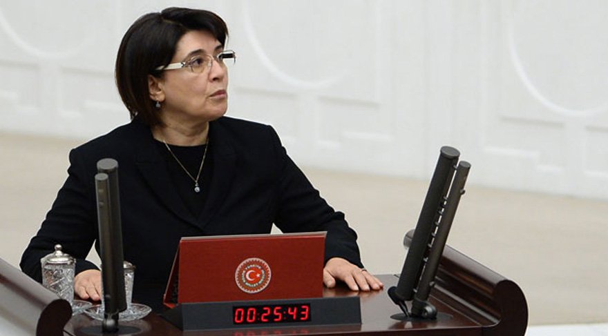 Leyla Zana’ya beraat