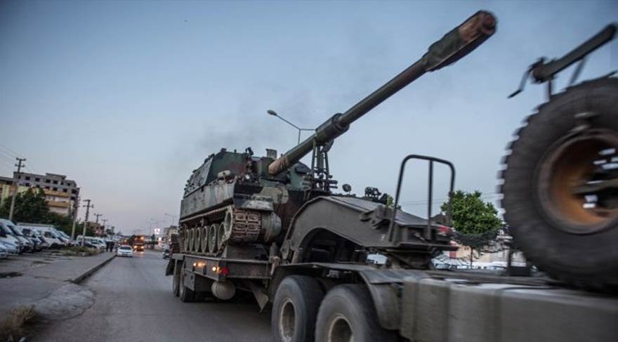 Afrin sınırında hareketlilik: Fırtına obüsü gönderildi