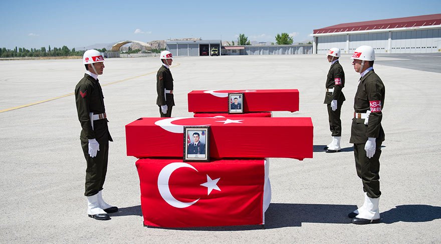 Şehitler gözyaşlarıyla uğurlandı