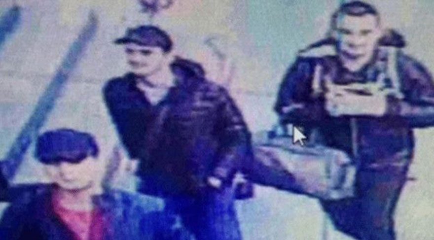 Türk Bayrağı’na çirkin saldırı