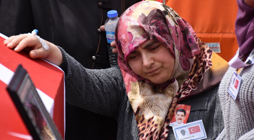 Helikopter şehidi polisin hasta eşi yaşamını yitirdi