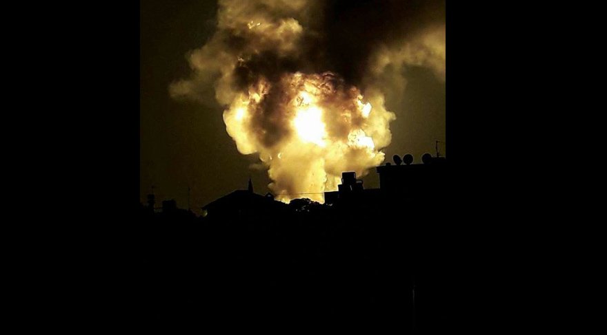 FOTO:İHA - TIR'la çarpışan tanker bomba gibi patladı...
