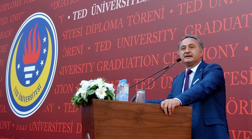 TED Üniversitesi mezuniyet töreni yapıldı