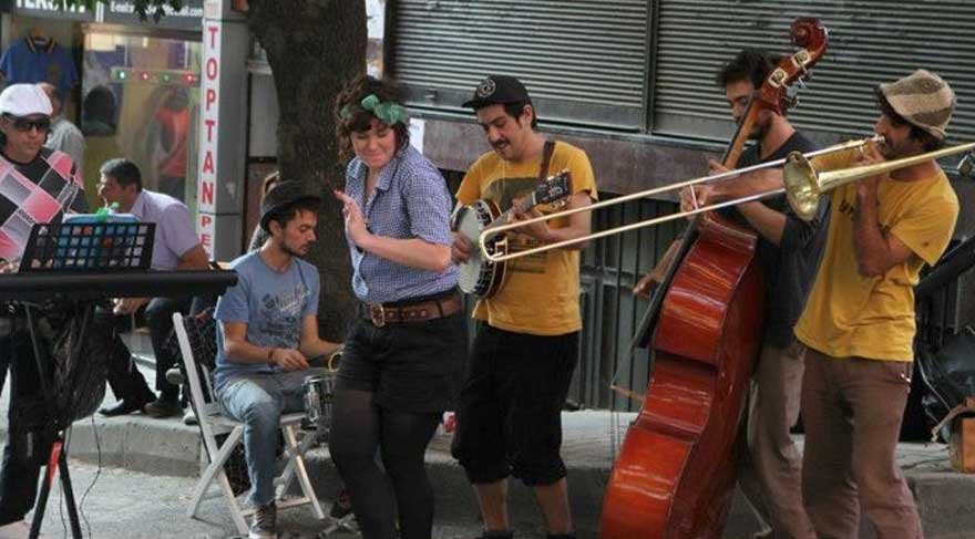 Müzik, eğlence ve gastronomi Bomonti sokaklarında