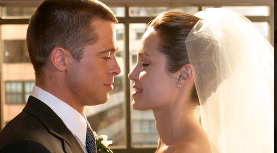 Angelina Jolie ve Brad Pitt’in ilişkisi resmi olarak sona erdi