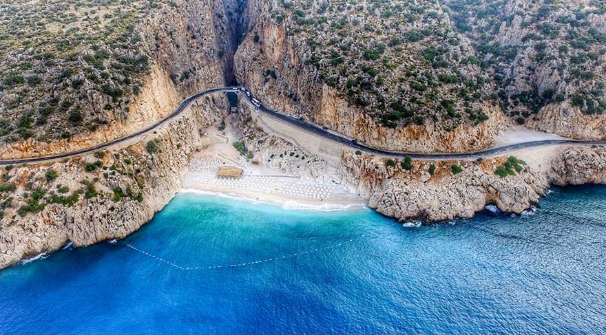 Kaş tepkisi: ‘Saatte 1 araç için 73 milyon harcayıp, doğayı tahrip edecekler’