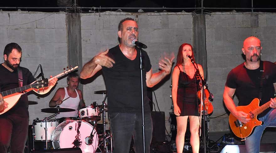 Haluk Levent’ten barış mesajları